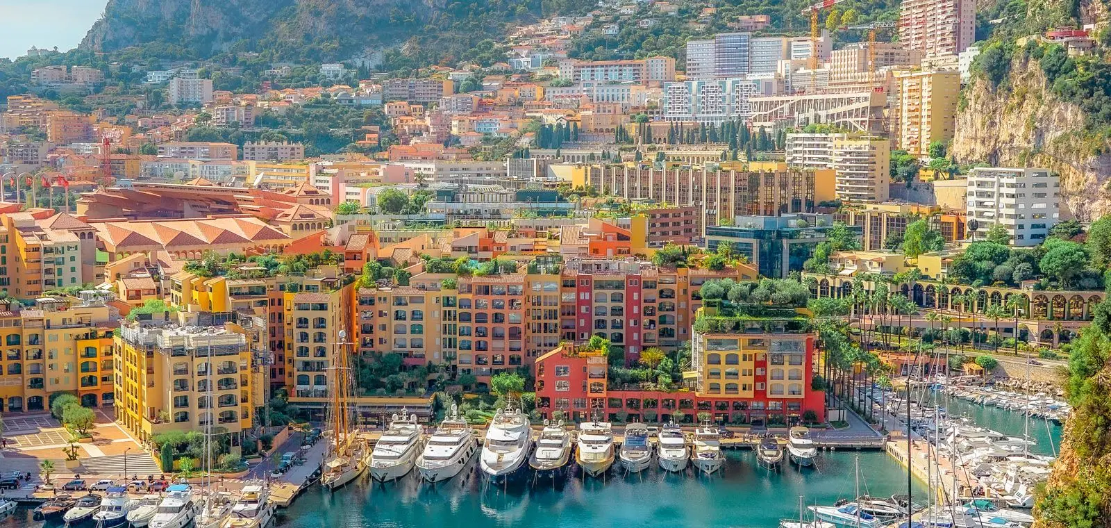 Vue aérienne du port de Fontvieille à Monaco
